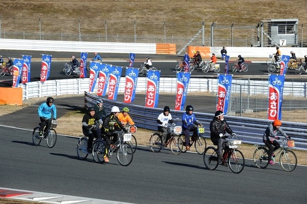 ママチャリ日本グランプリチーム対抗7時間耐久ママチャリ世界選手権