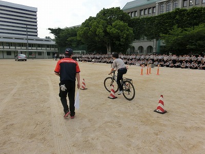 【自転車】JAF京都、高校生向け自転車交通安全教室…交通違反を解説