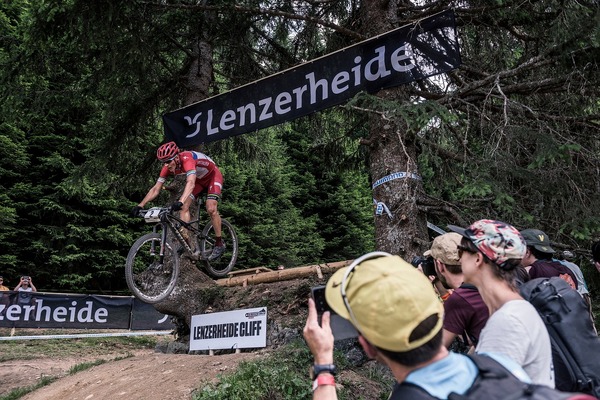 2015MTBワールドカップ・クロスカントリー第3戦スイス男子、ヤロスラフ・クルハビー（スペシャライズド）が優勝