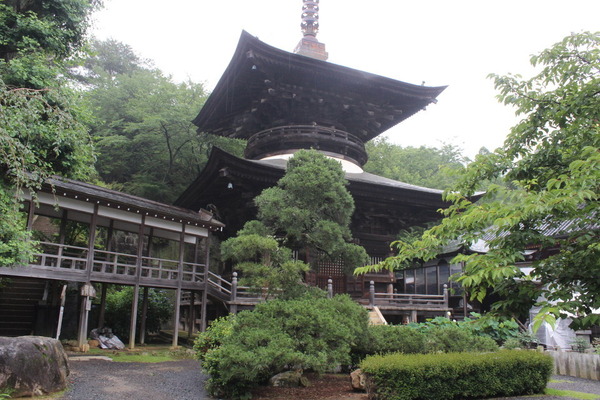 2層の多宝塔は珍しいらしい。