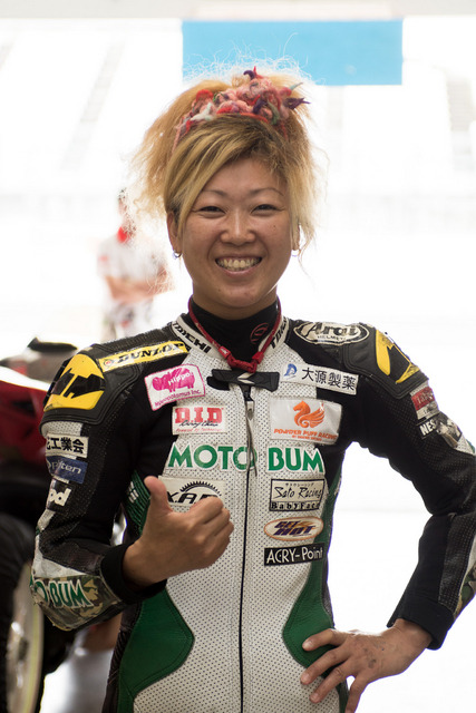 【鈴鹿8耐】大会唯一の女性ライダーの挑戦は「予選ギリギリの勝負」