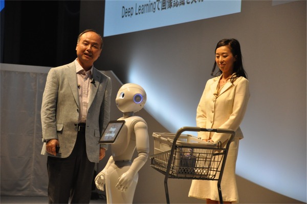 孫正義社長「3つの成長戦略…IoT、AI、スマートロボット」ソフトバンクワールド2015 その2