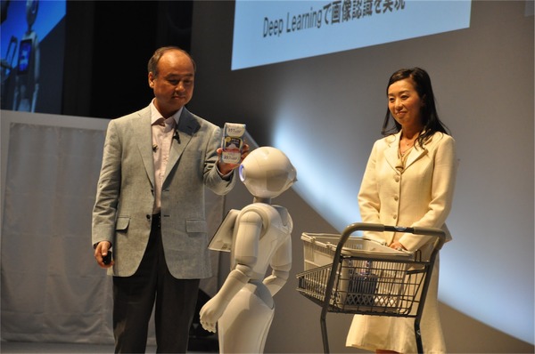 孫正義社長「3つの成長戦略…IoT、AI、スマートロボット」ソフトバンクワールド2015 その2