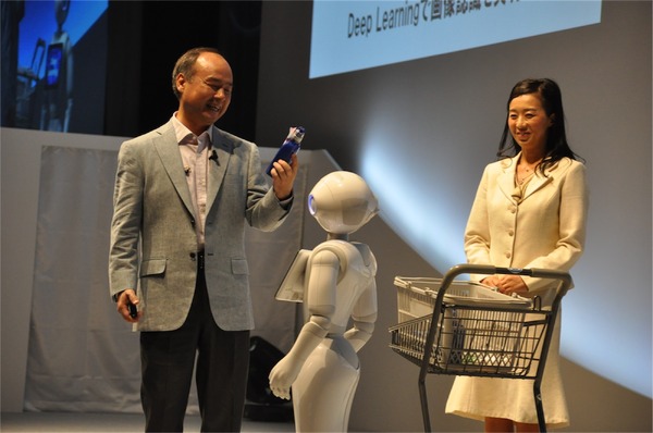 孫正義社長「3つの成長戦略…IoT、AI、スマートロボット」ソフトバンクワールド2015 その2