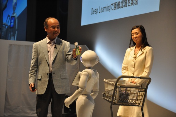 孫正義社長「3つの成長戦略…IoT、AI、スマートロボット」ソフトバンクワールド2015 その2