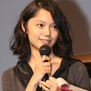 宮崎あおい、渋谷で追突事故…前田敦子は7月に接触事故、女優ドライバー不注意続く