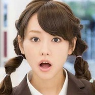 桐谷美玲、制服＆ルームウェア姿を披露！