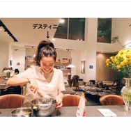 ここはカフェ？紗栄子、オシャレすぎな自宅公開する