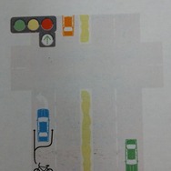 左折専用車線がある交差点…自転車はどこをどうやって直進する？