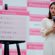 石原さとみが“美の5か条”を発表！「保湿クリームは至るところに置いています」