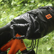 風呂敷構造の自転車用フロントバッグ「ラップハンドルバーバッグ」発売