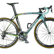 ビアンキからフラッグシップモデル「オルトレXR2」のベルキンチームレプリカが限定販売