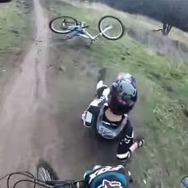 痛い…MTBダウンヒル失敗の瞬間！